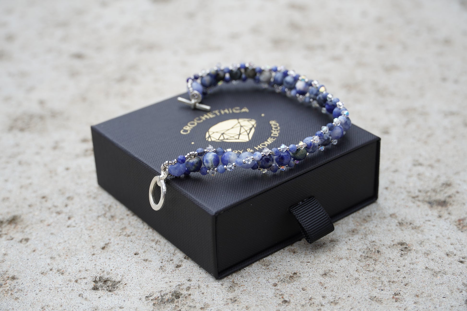 Handmade sodalite beaded bracelet with silver toggle clasp