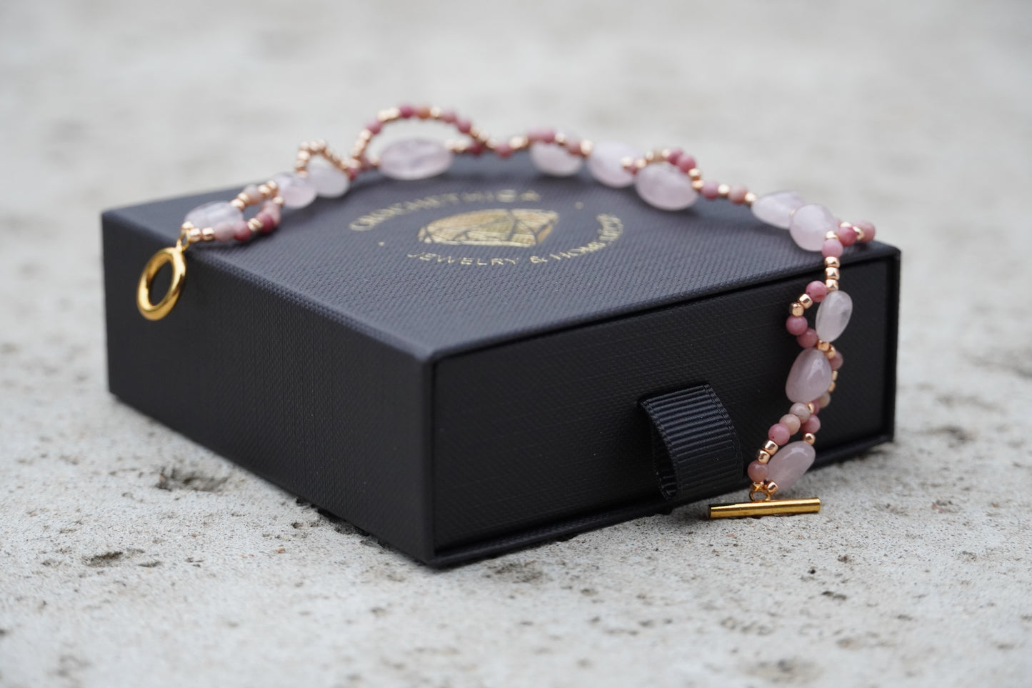 Rose quartz and rhodonite bracelet with toggle clasp
