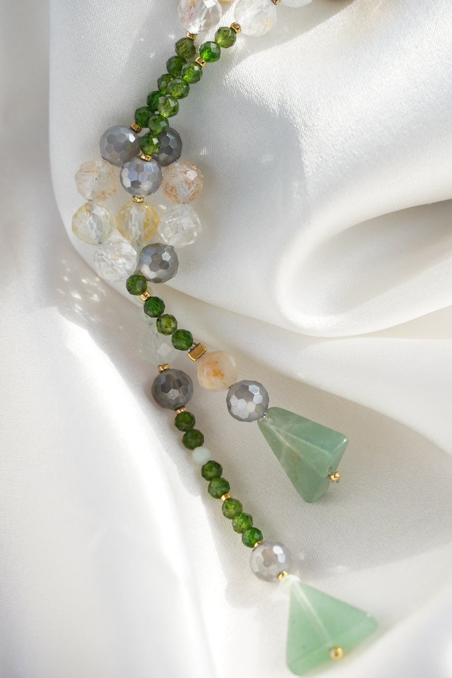closeup of a lariat